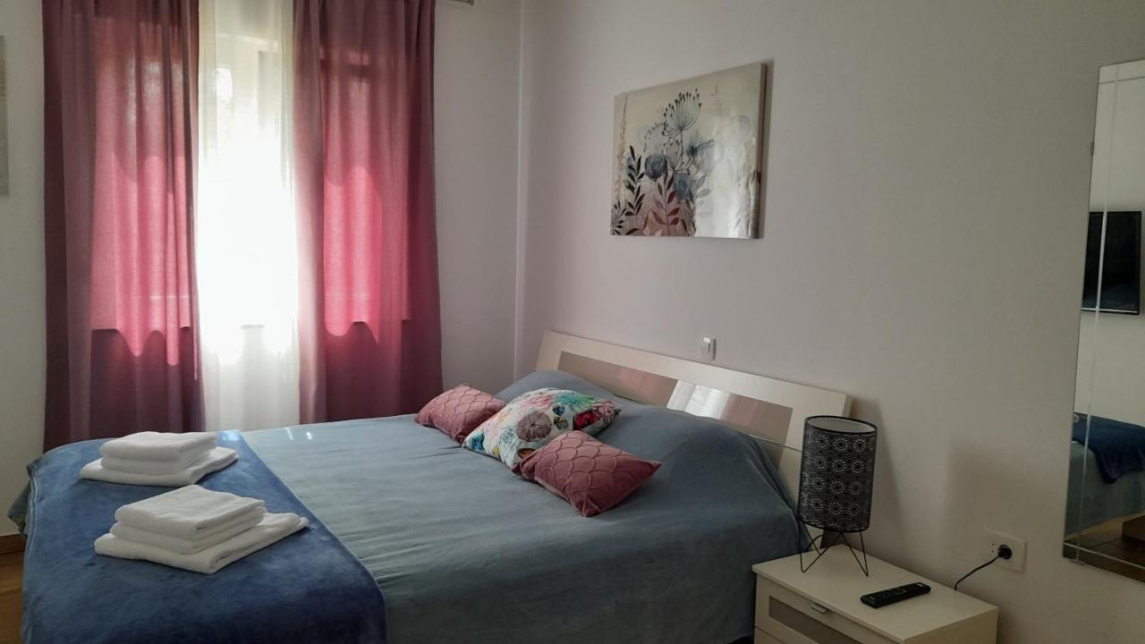 Apartments & Room Danijel Pinezici  Bagian luar foto