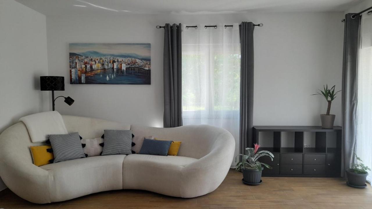 Apartments & Room Danijel Pinezici  Bagian luar foto