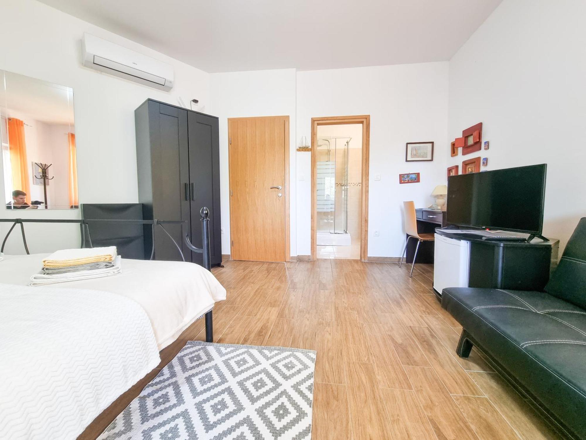 Apartments & Room Danijel Pinezici  Bagian luar foto